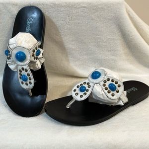 Skechers Thong Sandals. Size 8. Excellent Condition.